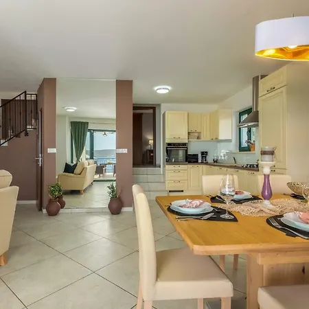 Sadic Villa *